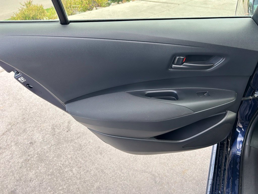 Used 2025 Toyota Corolla LE w/ Carpet Mat Package (TMS) FWD image 26