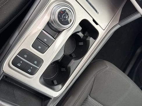 Used 2023 Ford Explorer XLT RWD image 22