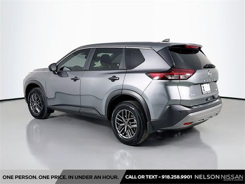 Certified 2023 Nissan Rogue S image 7