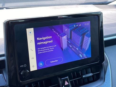 Used 2025 Toyota Corolla LE image 20