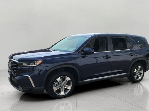 Used 2025 Honda Pilot EX-L image 4