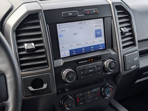 Used 2020 Ford F150 XLT w/ Equipment Group 302A Luxury image 19