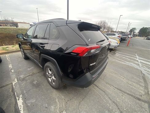 Used 2025 Toyota RAV4 XLE image 4