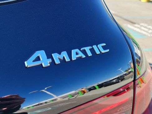 Used 2022 Mercedes-Benz GLC 300 GLC 300 image 6