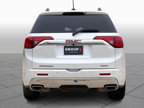 Used 2017 GMC Acadia Denali w/ Technology Package image 5