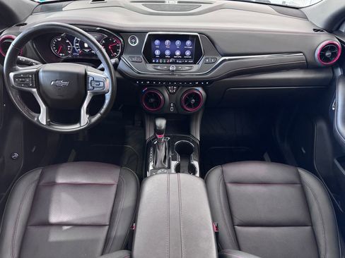 Certified 2022 Chevrolet Blazer RS w/ Enhanced Convenience Package AWD/4WD image 11