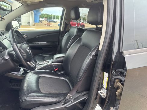 Used 2017 Dodge Journey Crossroad image 9