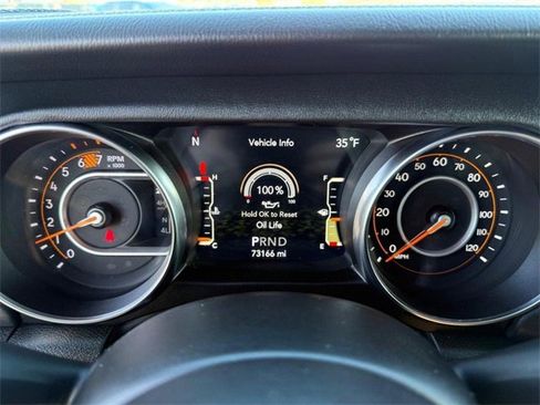 Certified 2022 Jeep Wrangler Unlimited Sahara image 27