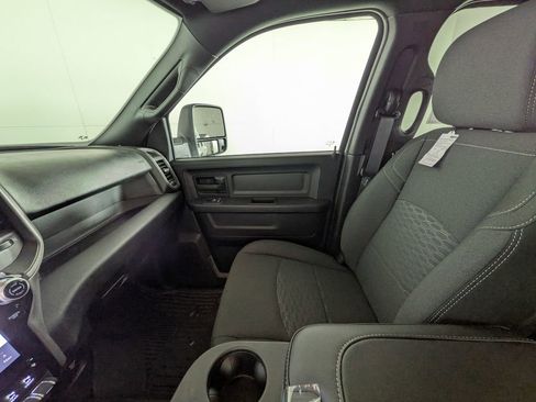 New 2026 RAM 2500 Warlock AWD/4WD image 24