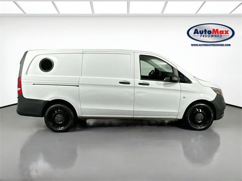 Used 2020 Mercedes-Benz Metris image 10