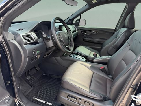 Used 2023 Honda Ridgeline Black Edition image 7