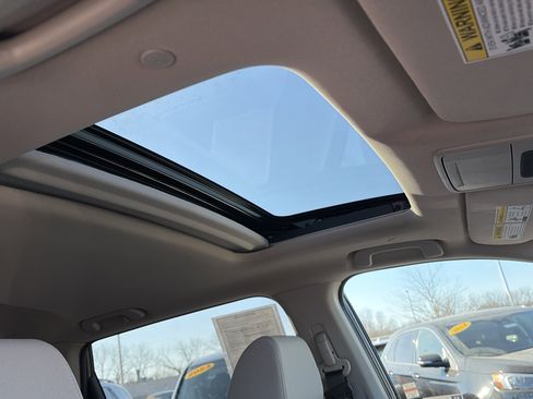 Certified 2024 Honda CR-V EX image 15