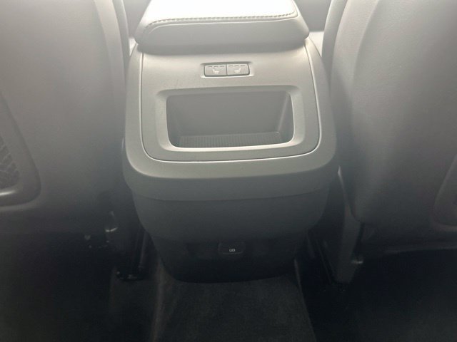 Certified 2024 Volvo XC60 B5 Core w/ Protection Package Premier AWD/4WD image 16