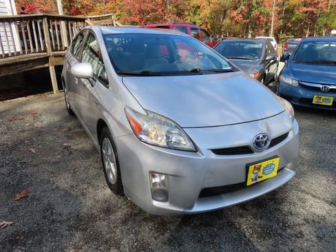 Used 2010 Toyota Prius Three image 4