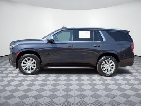 Used 2023 Chevrolet Tahoe Premier RWD image 2
