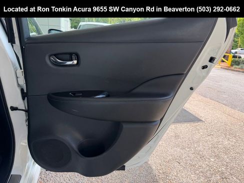 Used 2018 Nissan Leaf SL w/ SL Technology Package FWD image 29
