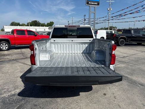 Used 2022 Chevrolet Silverado 1500 RST w/ Convenience Package II RWD image 6