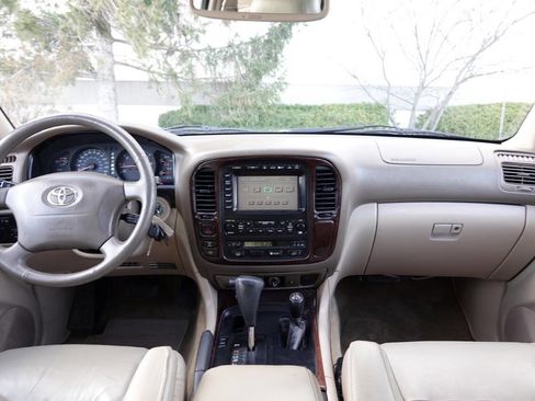 Used 2002 Toyota Land Cruiser AWD/4WD image 66