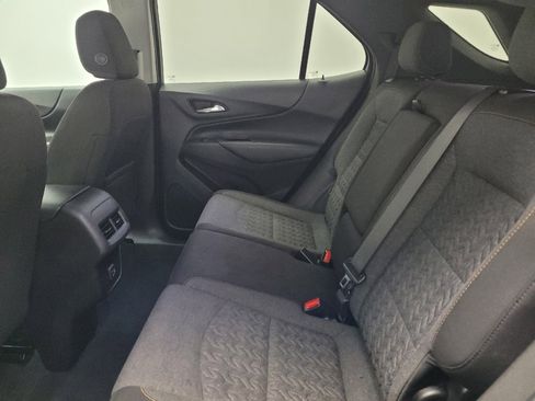 Used 2022 Chevrolet Equinox LT AWD/4WD image 18
