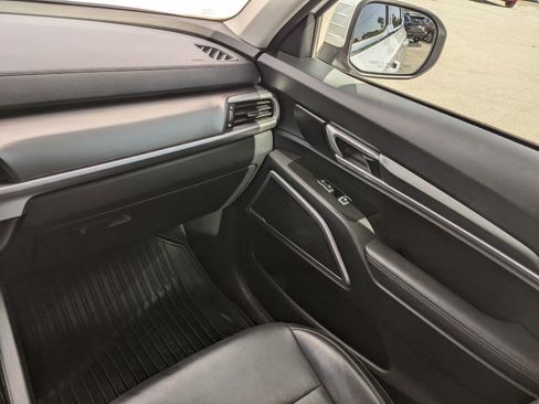 Certified 2021 Kia Telluride LX image 28