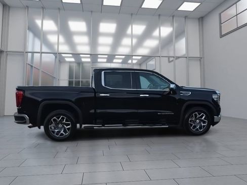 Used 2022 GMC Sierra 1500 SLT w/ SLT Convenience Package RWD image 9