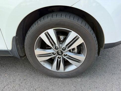 Used 2015 Hyundai Tucson Limited w/ Option Group 03 AWD/4WD image 26
