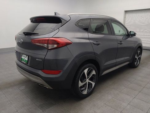 Used 2018 Hyundai Tucson Sport image 9
