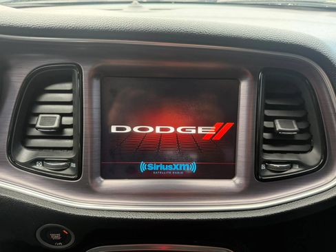 Used 2018 Dodge Challenger GT w/ GT Interior Package AWD/4WD image 21