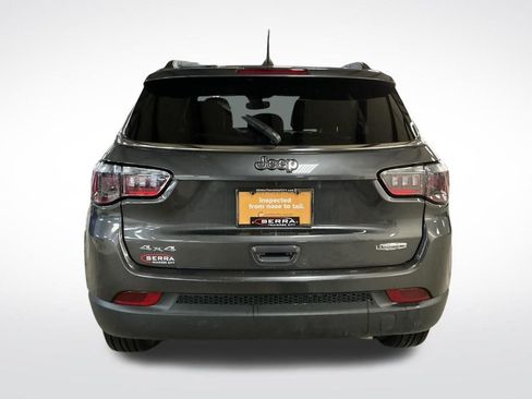 Used 2024 Jeep Compass Latitude image 4