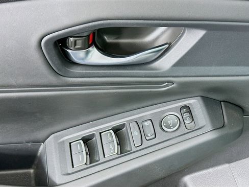 Used 2024 Honda Accord EX image 15