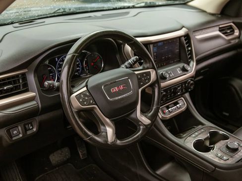 Used 2020 GMC Acadia Denali AWD/4WD image 10