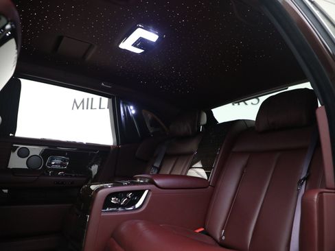 Certified 2018 Rolls-Royce Phantom Extended Wheelbase image 24