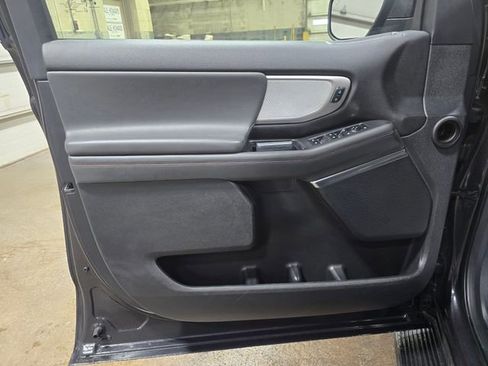 Used 2025 Ford Expedition Active AWD/4WD image 18