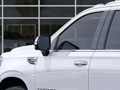 New 2026 GMC Yukon XL Elevation image 33