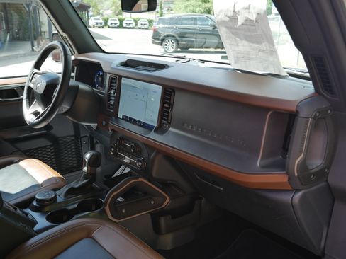 Certified 2024 Ford Bronco Outer Banks AWD/4WD image 26