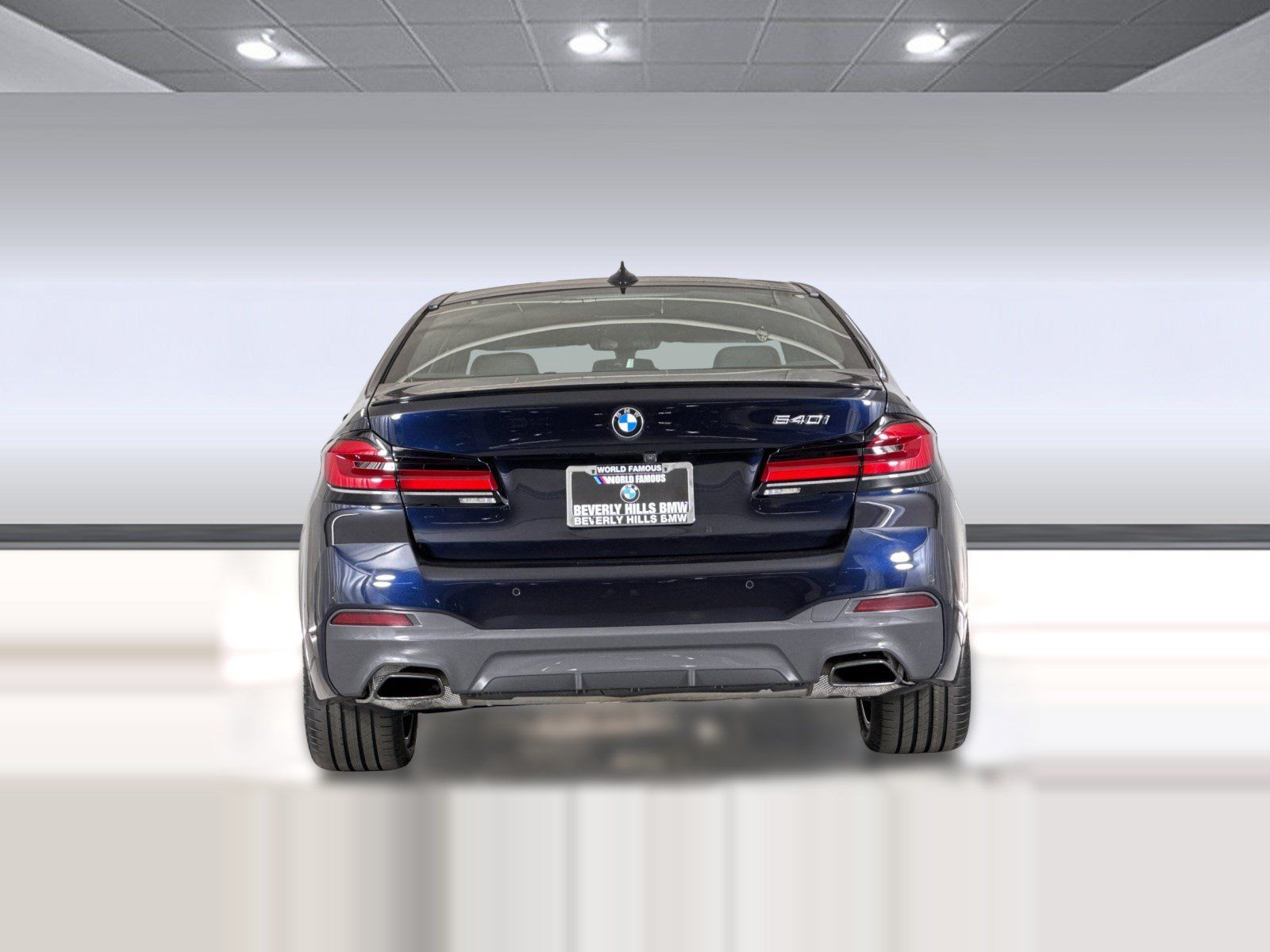 Used 2023 BMW 540i w/ M Sport Package RWD image 10