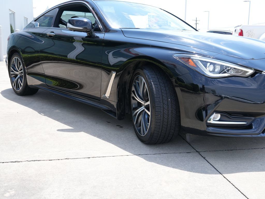 Used 2021 INFINITI Q60 3.0t Luxe w/ Cargo Package AWD/4WD image 12