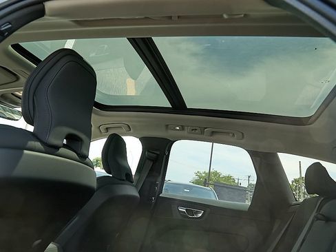 New 2026 Volvo XC60 B5 Plus w/ Climate Package AWD/4WD image 21