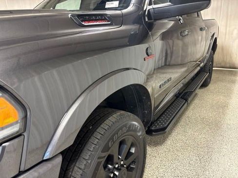 Used 2022 RAM 2500 Laramie AWD/4WD image 12