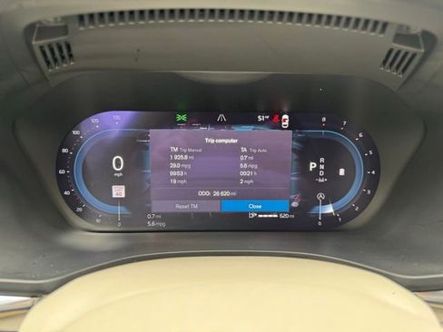 Certified 2023 Volvo XC60 B5 Plus w/ Climate Package image 11