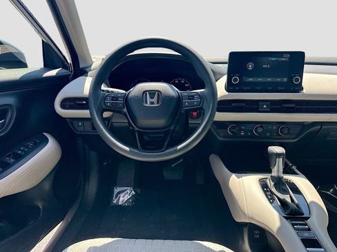 Used 2024 Honda HR-V LX image 19