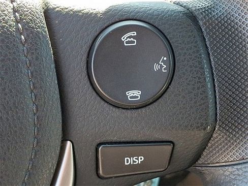 Used 2015 Toyota RAV4 XLE image 23