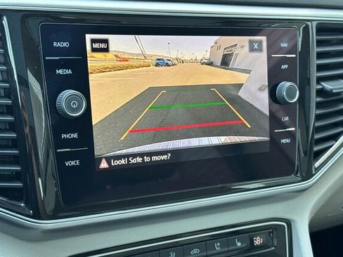 Certified 2019 Volkswagen Atlas SEL Premium image 20