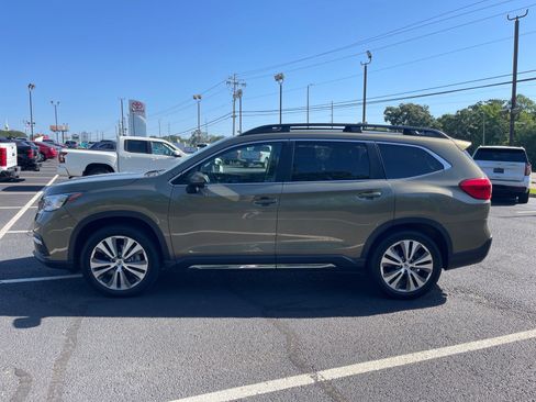 Used 2022 Subaru Ascent Limited AWD/4WD image 13
