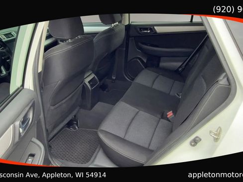Used 2016 Subaru Outback 2.5i Premium image 15