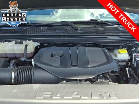 Used 2025 RAM 1500 Laramie AWD/4WD image 28