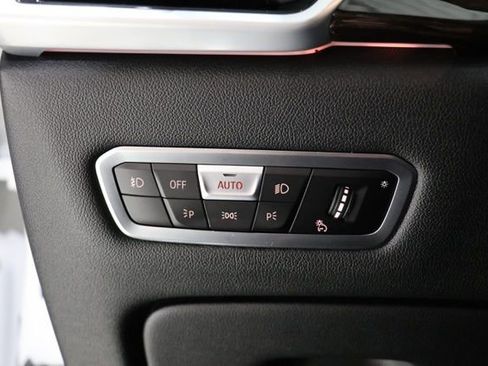 Used 2020 BMW X5 sDrive40i w/ Premium Package image 19