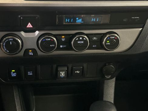 Used 2023 Toyota Tacoma SR5 w/ Technology Package image 21