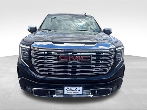 New 2026 GMC Sierra 1500 Denali w/ Technology Package AWD/4WD image 9