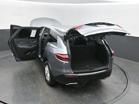 Used 2020 Buick Enclave Premium image 43